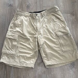 Duluth trading dry on the fly cargo shorts